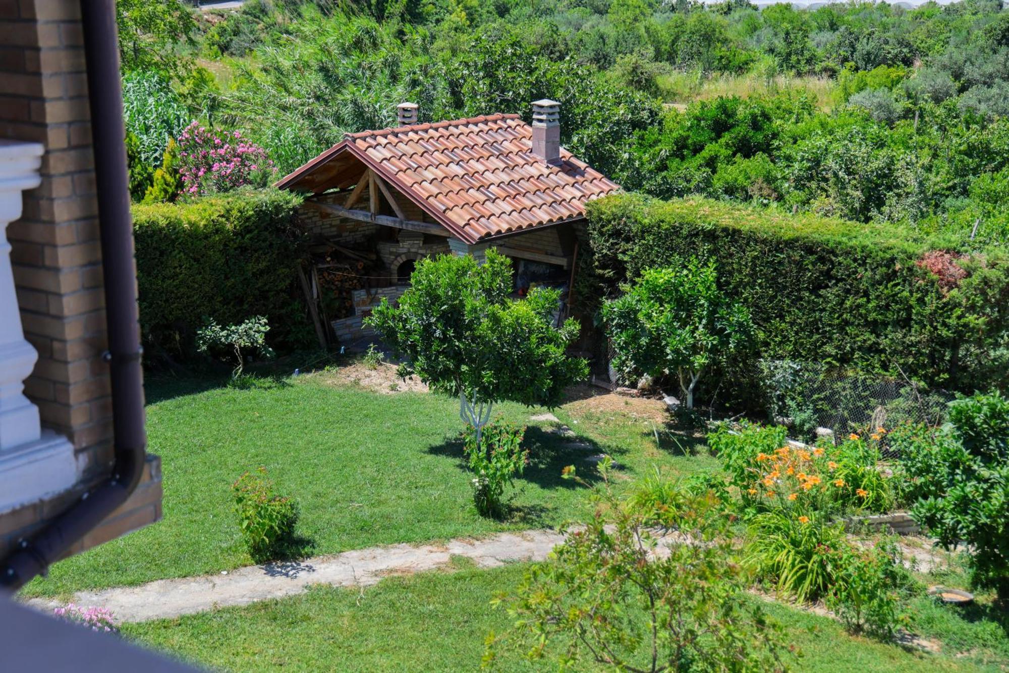 Villa Lejzo - Swimming Pool Berat Exterior photo